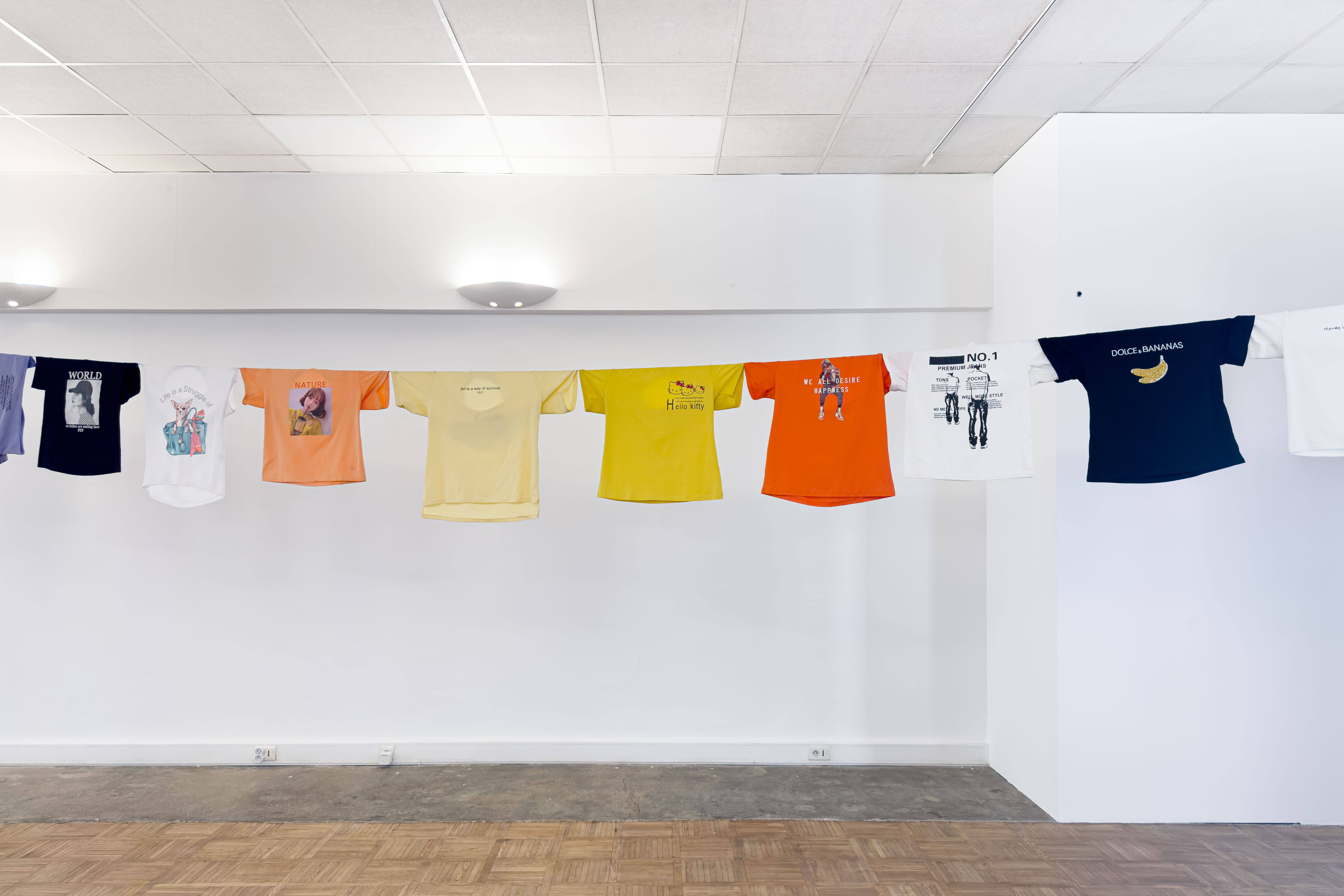 Incomplete Poem (Laundry line) by Shanzhai Lyric at Giselle's Books, Marseille